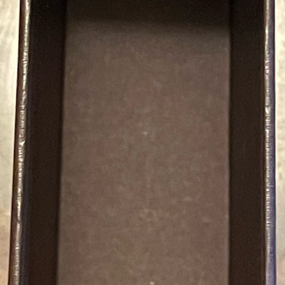 Louis Vuitton gift box - Picture 2 of 8